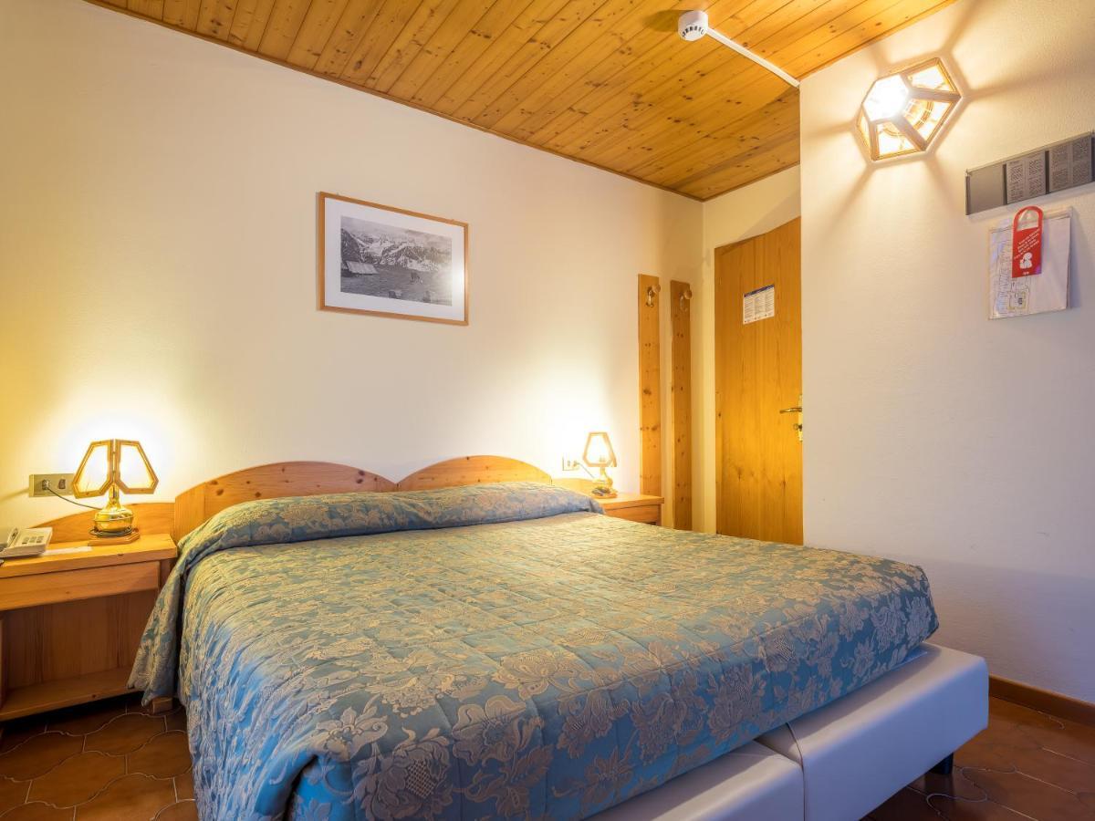 Albergo Dimaro Wellness Hotel Eksteriør billede