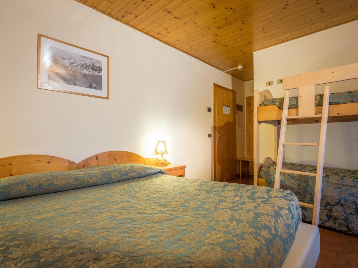 Albergo Dimaro Wellness Hotel Eksteriør billede