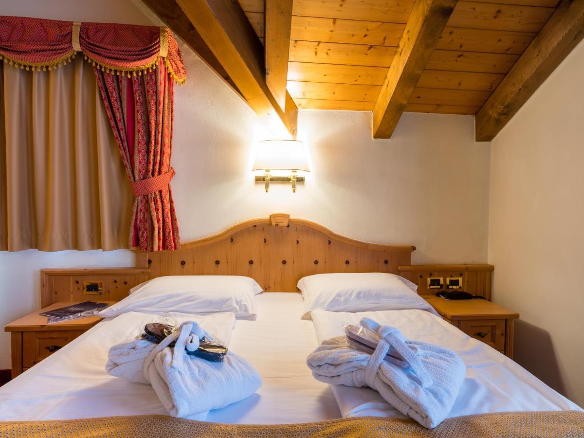 Albergo Dimaro Wellness Hotel Eksteriør billede