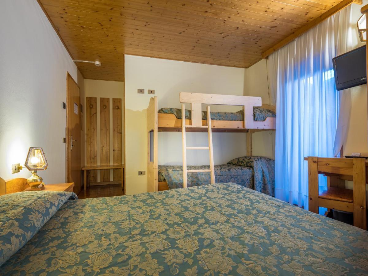 Albergo Dimaro Wellness Hotel Eksteriør billede