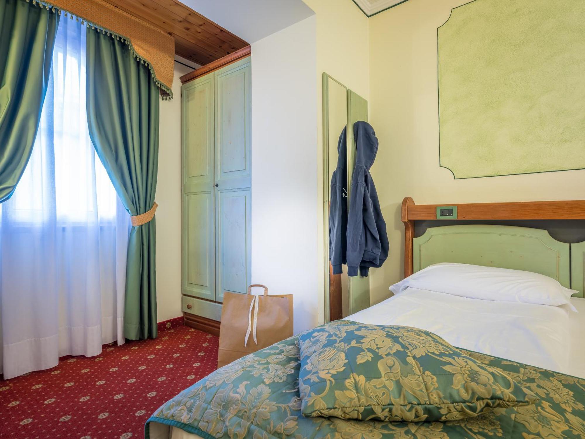 Albergo Dimaro Wellness Hotel Eksteriør billede